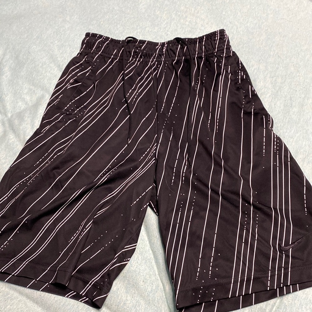 NIKE Dri-Fit / Men / Size S